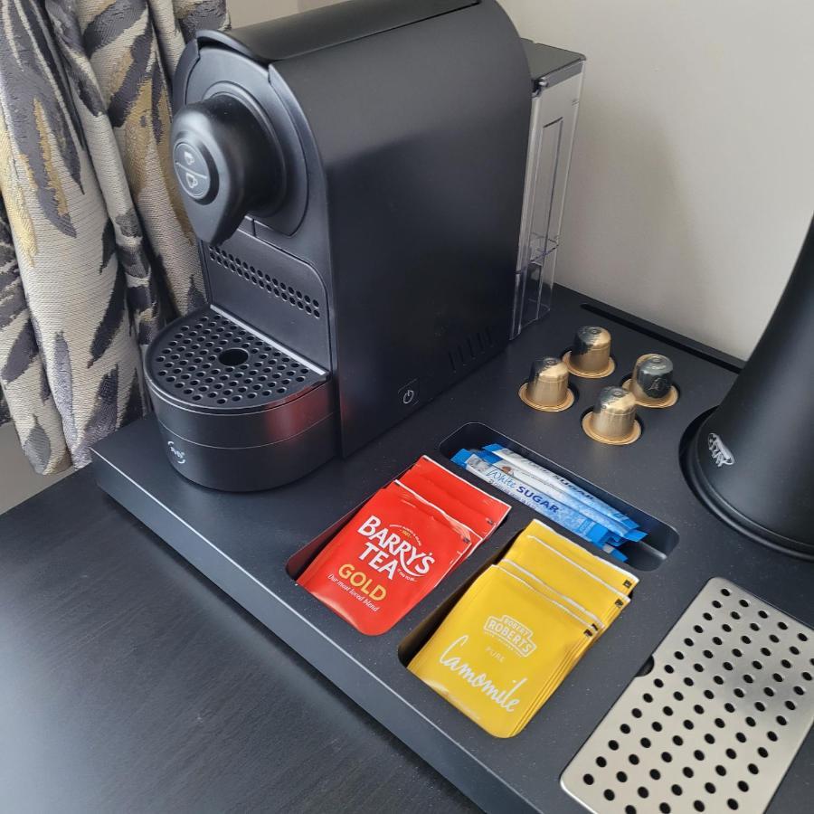 Dun Maeve Guesthouse 韦斯特波特 外观 照片
